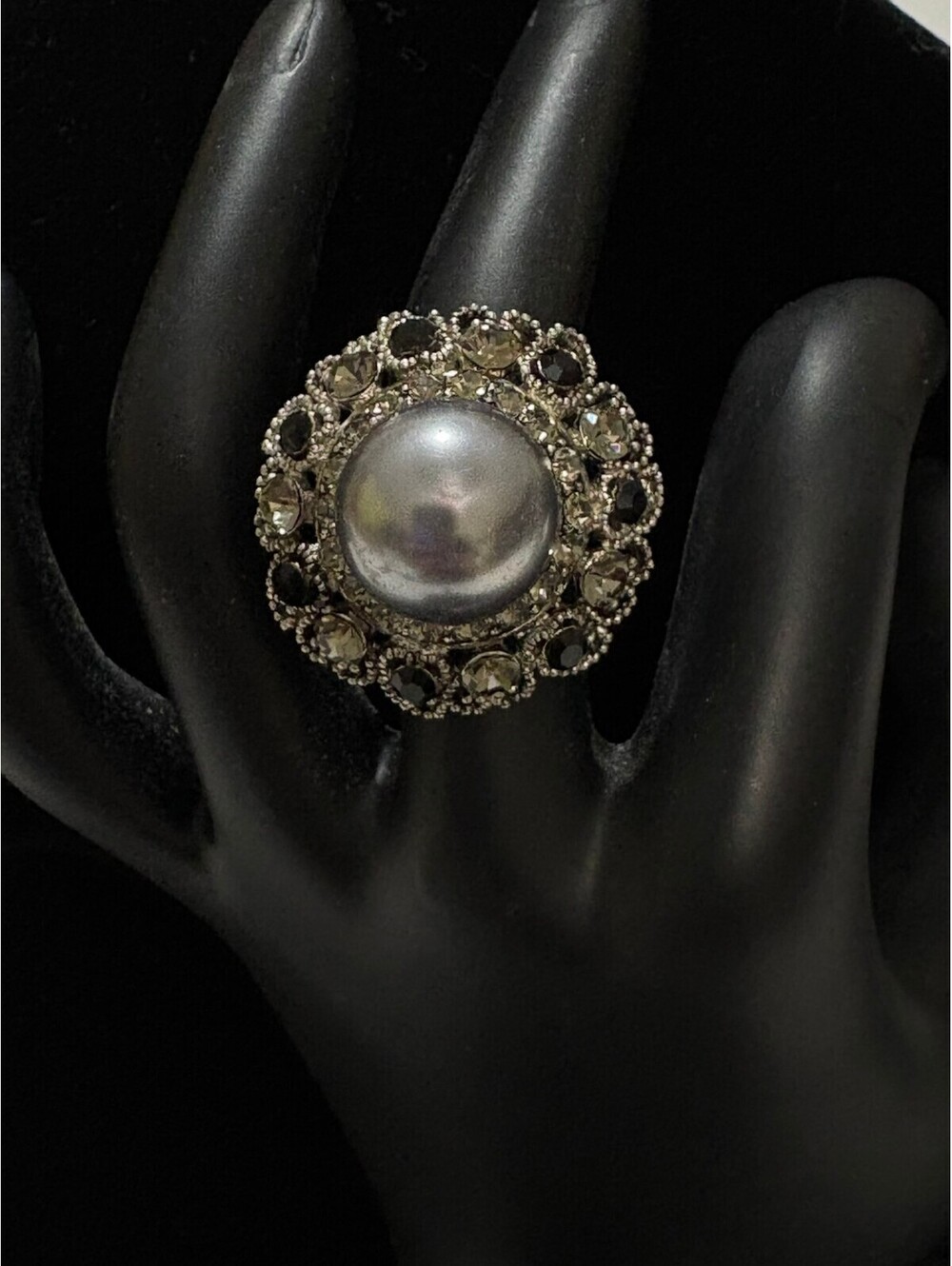 Vintage Silver Tone Adjustable Ring with Large Faux Pearl and Black Rhinestone-8